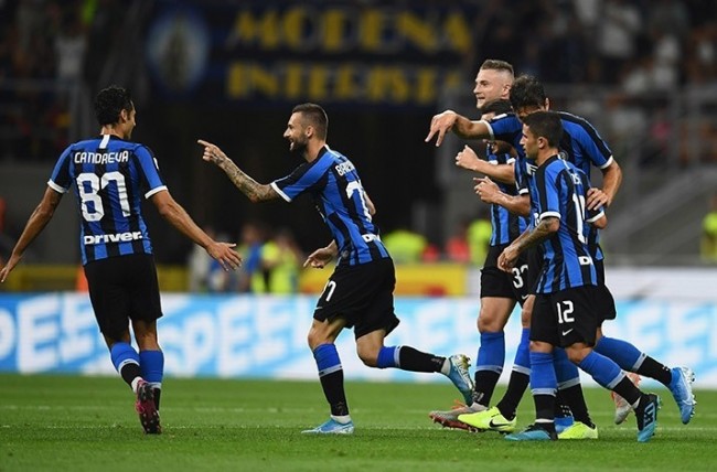 冠赛场的失 冠赛场的失