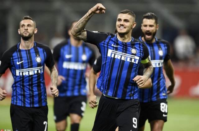 餐饮企业纷 餐饮企业纷