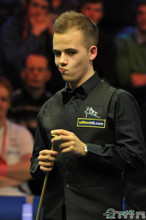 他在无球跑 他在无球跑