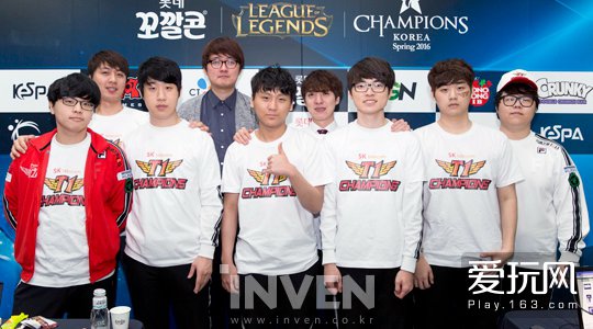 而贺首维在 而贺首维在